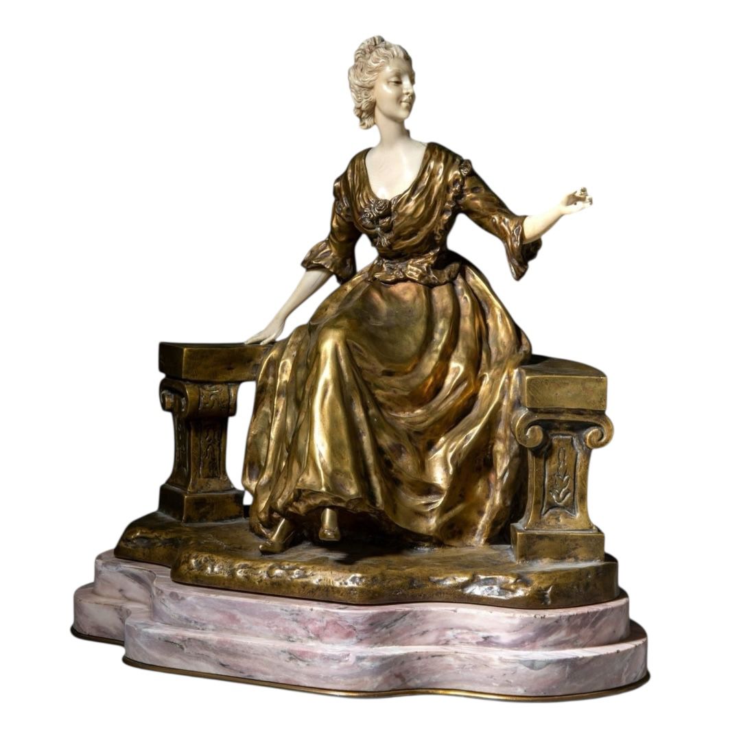 Chryselephantine Sculpture of a Fine Lady in a Garden - Antiquité Gallery