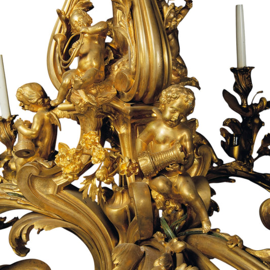 A FRENCH ORMOLU NINE-LIGHT CHANDELIER - Antiquité Gallery