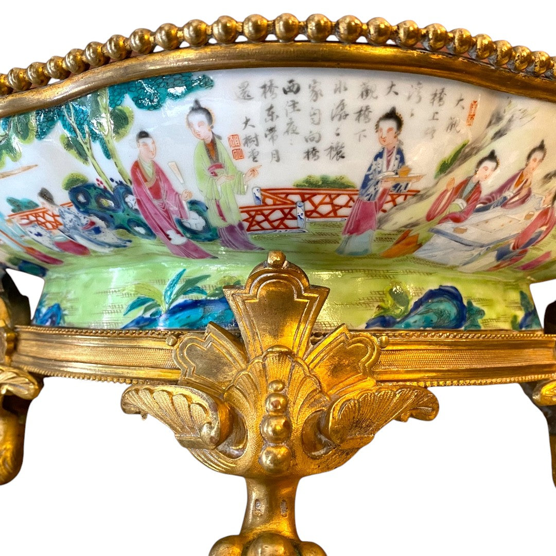 19th Century Chinese Export Porcelain Plate in Gilt Bronze Mount - Antiquité Gallery