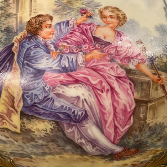 Very unique green sèvres box - Antiquité Gallery