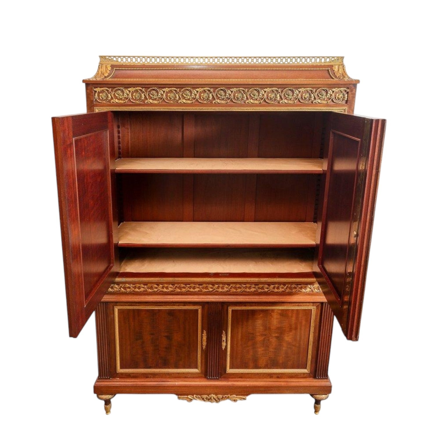 PAUL SORMANI (Italy, 1817 - France, 1877). Cabinet, second half of the nineteenth century. Mahogany wood and gilded bronze. With plate "P. Sormani', 10 rue Charlot à Paris". - Antiquité Gallery